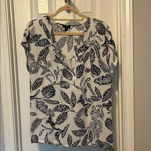 Ann Taylor Factory Black and White Leaf Print Blouse